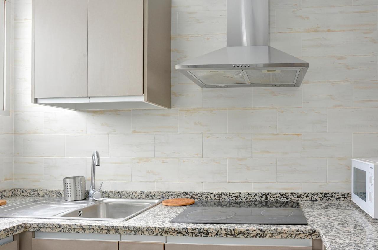 Апартаменти Apartamento Familiar Leon X Севілья Екстер'єр фото
