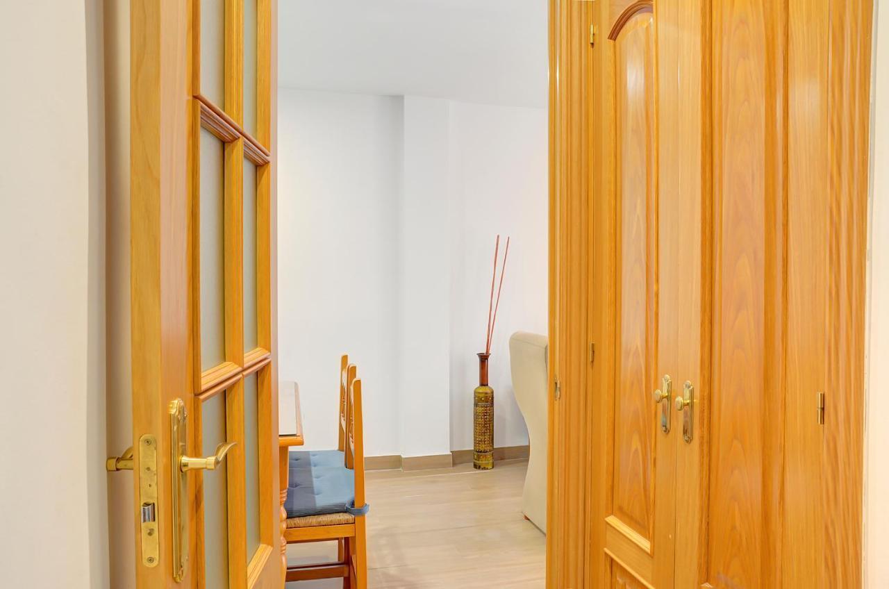 Апартаменти Apartamento Familiar Leon X Севілья Екстер'єр фото