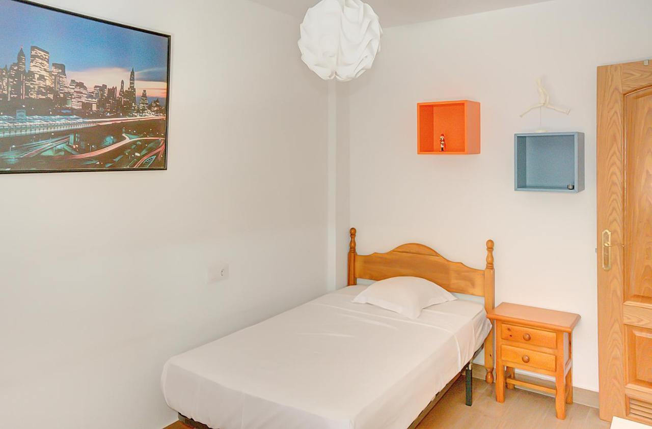 Апартаменти Apartamento Familiar Leon X Севілья Екстер'єр фото